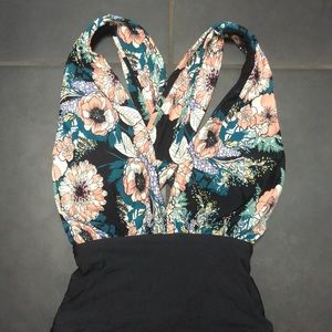 Sz M one piece bathing suit